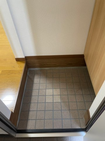 仲介手数料0円！！ションテ・ファオン・エスパスの玄関