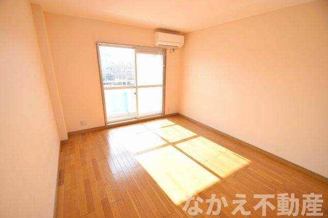 【洋室】 | 明るい洋室です
