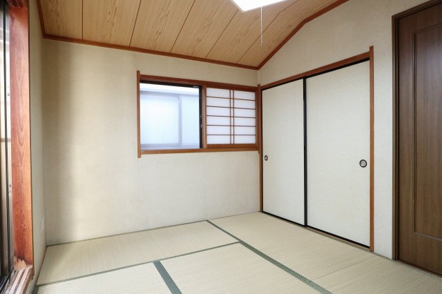 中神貸家の和室