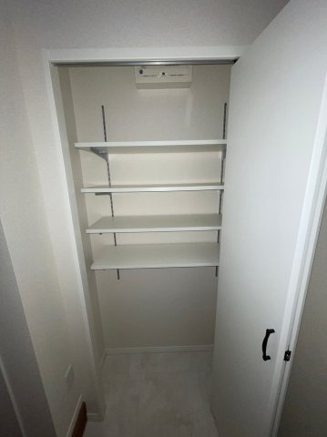 仲介手数料0円！！maison　de　reveの収納