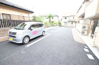 【空要確認】平置き・舗装駐車場です♪