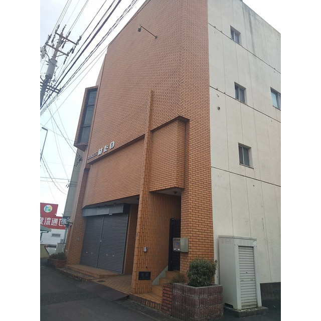 岐阜市鏡島精華２丁目の店舗一部