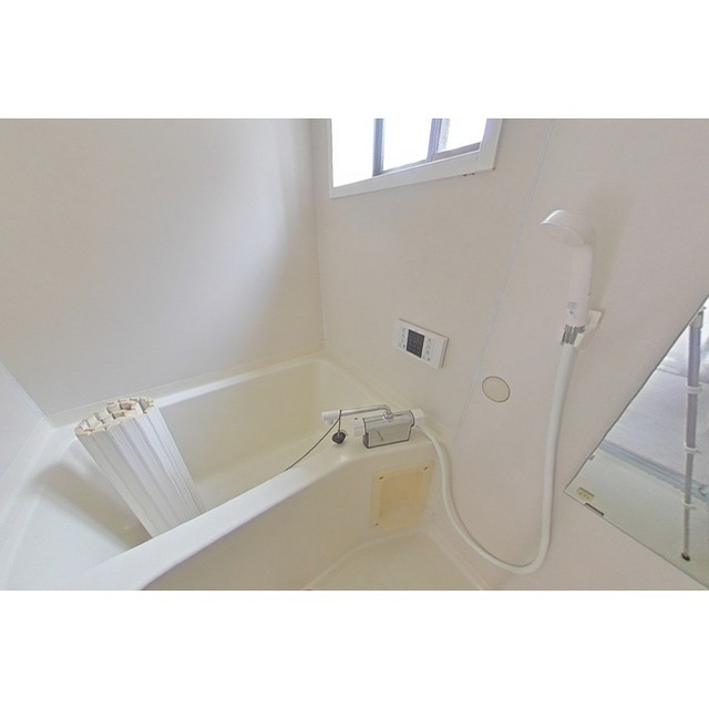 岐阜市大菅北の一戸建ての浴室