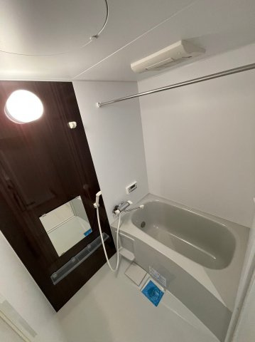 仲介手数料0円！！クリアスの浴室