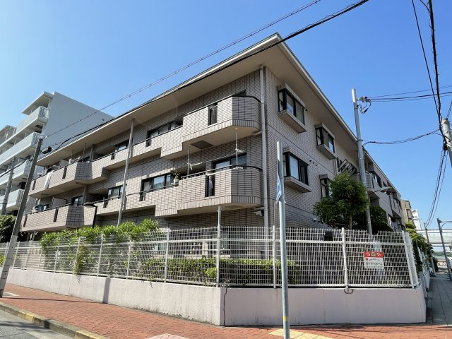 西宮市甲子園七番町の賃貸マンションの外観