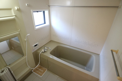 【浴室】 | キングスコートB棟