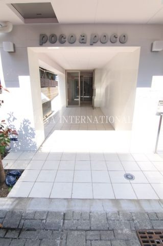 ポコアポコのエントランス