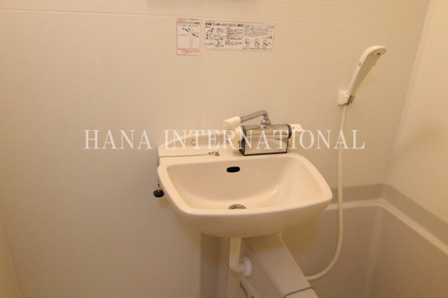 【洗面所】 | レオパレスブルファーニⅡ