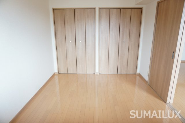 熊本市中央区南熊本１丁目の賃貸マンションの洋室