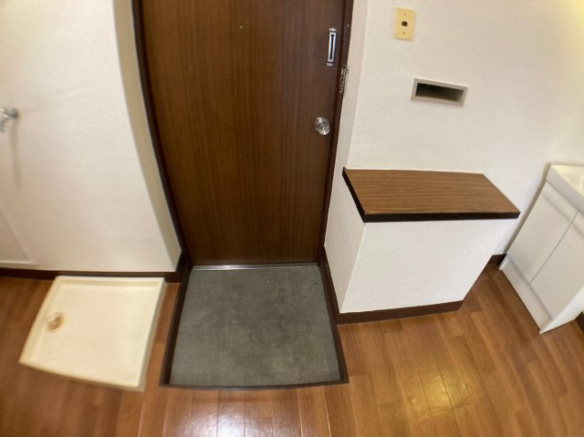 新日本ビル❘名古屋市の賃貸ならMy賃貸の玄関|新日本ビル