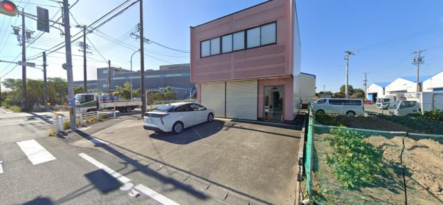 片原一色町倉庫付事務所の外観