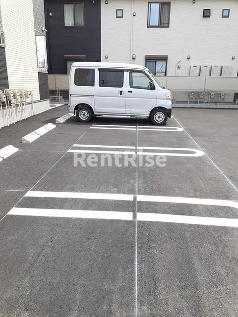 ノルド　トゥームロの駐車場|駐車場