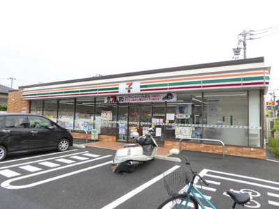 セブンイレブン 江戸川本一色２丁目店まで40ｍ