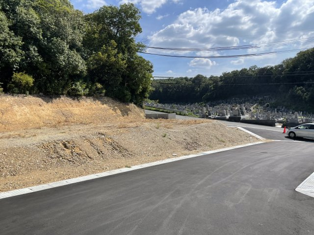 三木市本町2丁目　13区画の外観|①号地：855万円/②号地：887万円/⑤号地：864万円/⑦号地：841万円/⑩号地：190.02㎡・921万円/⑪号地：700万円/⑫号地：773万円/⑬号地：732万円
