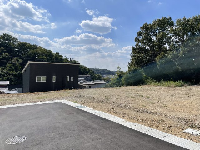 三木市本町2丁目　13区画の外観|①号地：855万円/②号地：887万円/⑤号地：864万円/⑦号地：841万円/⑩号地：190.02㎡・921万円/⑪号地：700万円/⑫号地：773万円/⑬号地：732万円
