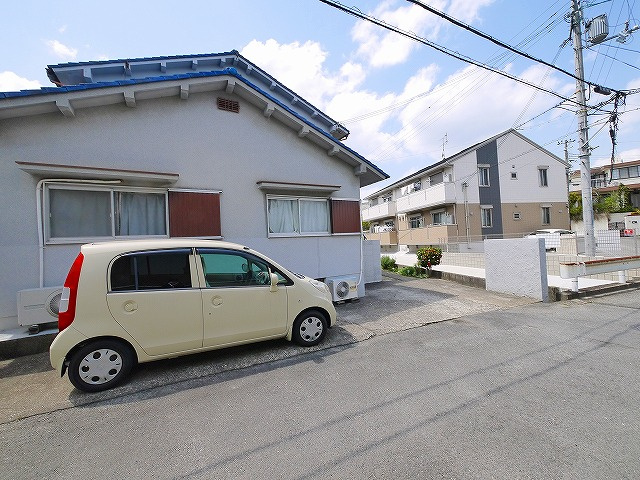 笠井住宅の駐車場