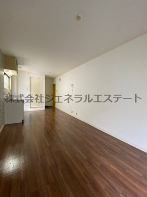 【洋室】 | モナムール | 個人の部屋や寝室として使える洋室です