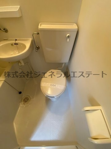 【トイレ】 | モナムール | シンプルで使いやすいトイレです