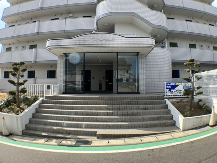 メゾン花みずき　　刈谷市近郊の賃貸はクラスホーム刈谷店のエントランス