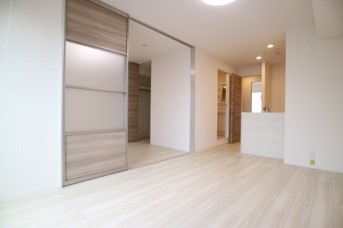 ルートサンヨウの居間・リビング