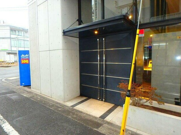 ＡＸＡＳ立川ＬＲのエントランス