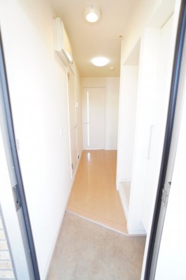 【玄関】 | COZYVILLA | ※同物件・同タイプの写真です。