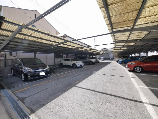 北室パーキングの駐車場