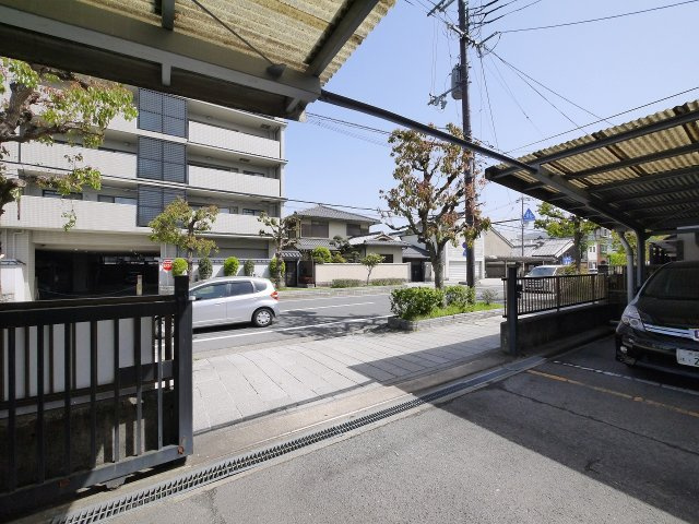 北室パーキングの駐車場