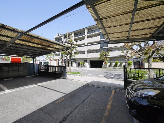 北室パーキングの駐車場