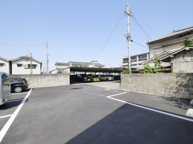 北室パーキングの駐車場