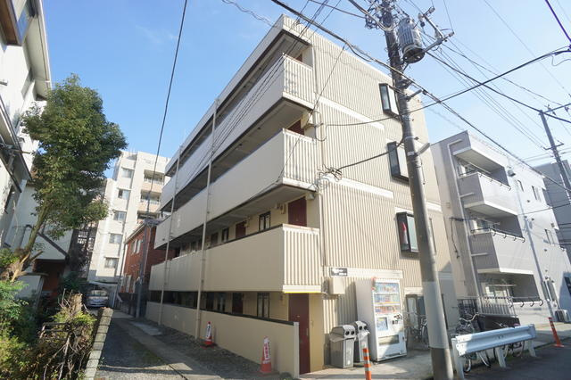 川崎市中原区今井仲町のマンションの画像