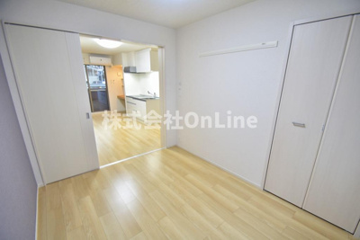 【寝室】 | ジャイオス