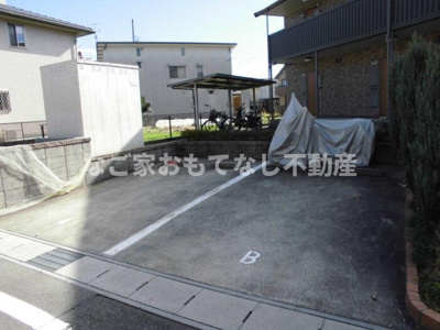 【駐車場】 | オンディーヌ　アイリ