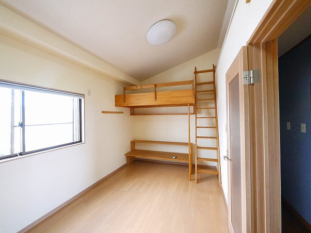 フジモトビルの内装|便利な収納スペースです