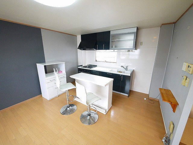 フジモトビルの居間・リビング|ゆったりとしたリビングです