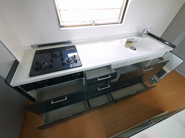 フジモトビルのキッチン|お料理しやすいキッチンです