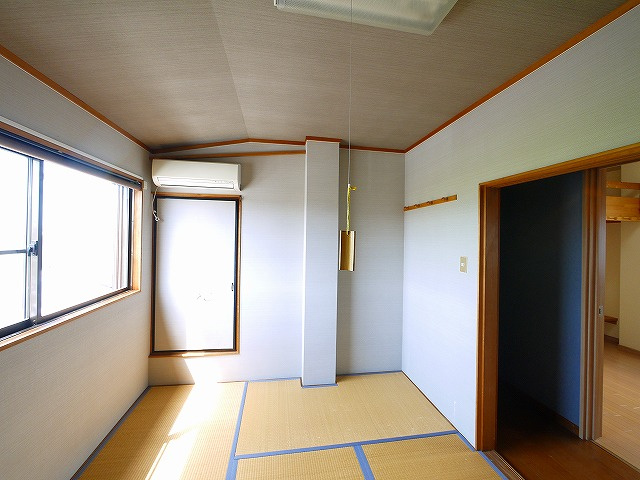 フジモトビルの和室|和室ならではの温かな和の空間で寛ぎの時間を過ごせます