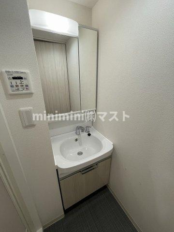 プレサンス大阪同心メゾヴィータの洗面所