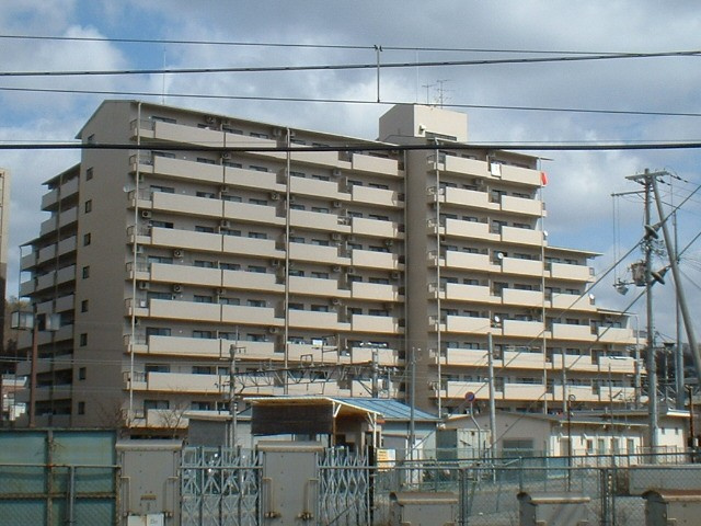 三田ヴィラオートリの外観