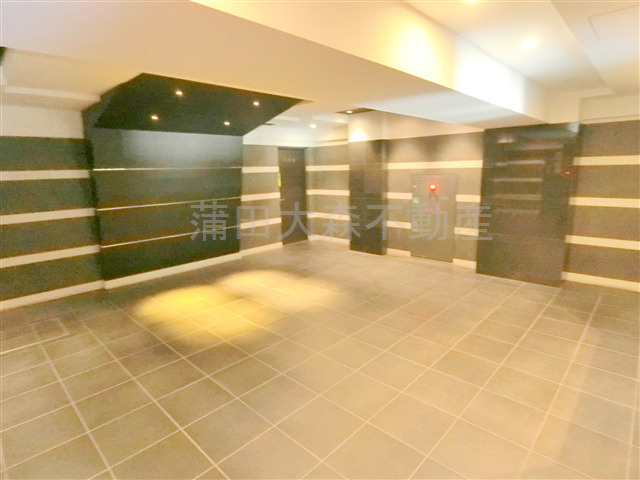 メインステージ蒲田Ⅵエグザのエントランス