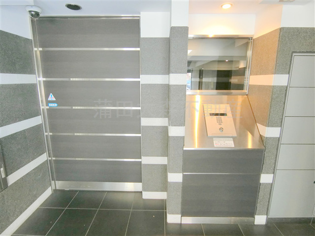 メインステージ蒲田Ⅵエグザのエントランス