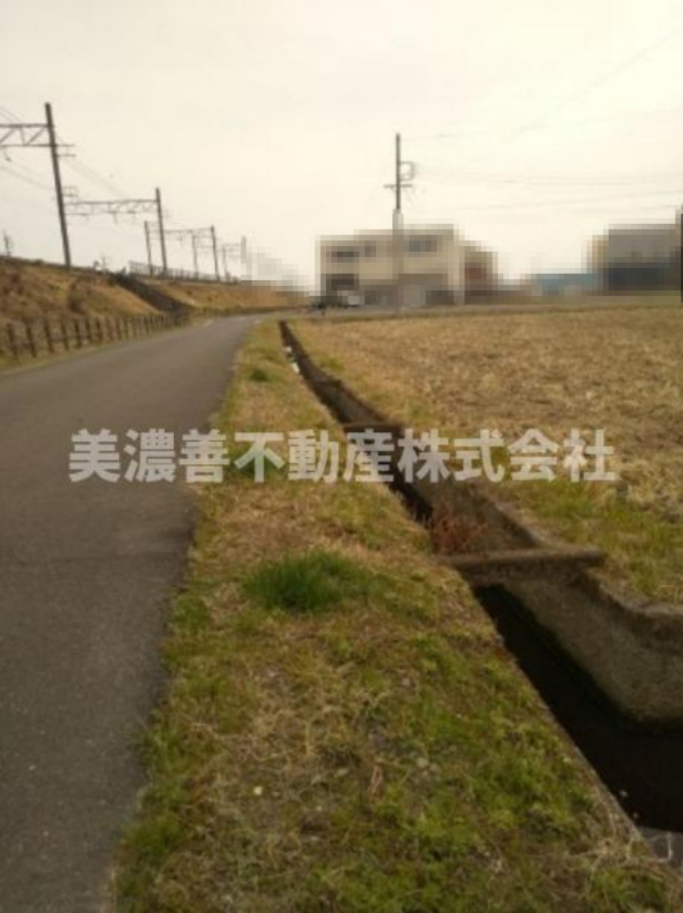 ５８２６２　岐阜市領下土地のその他