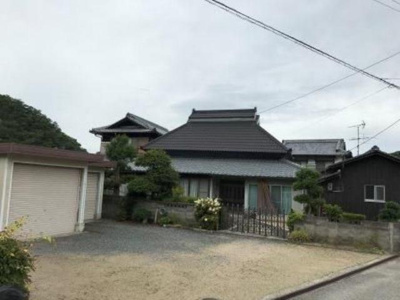 【駐車場】 | 和気町衣笠中古戸建 | ※情報と現況が相違する場合は、現況優先とします。