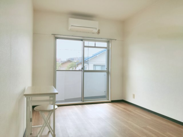 日興パレス新小岩の居間・リビング
