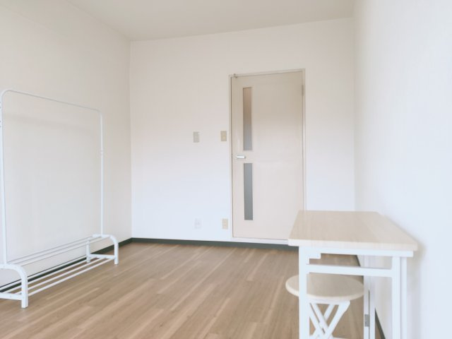 日興パレス新小岩の居間・リビング