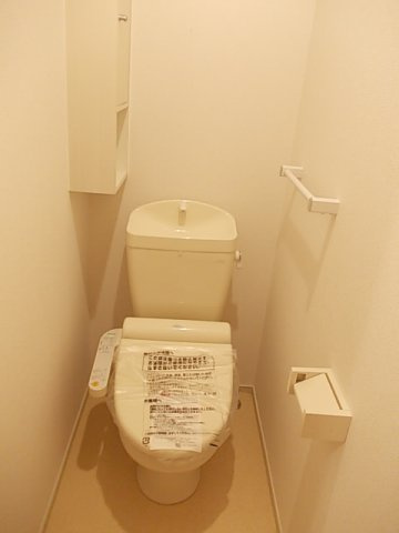 フォレストヒルズのトイレ|落ち着いたトイレです