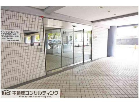 魚崎コーポのエントランス