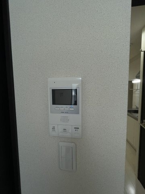 【セキュリティ】 | フジパレス瑞光駅南 | モニター付きインターホンです