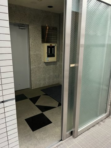 神宮前松井ビルのロビー