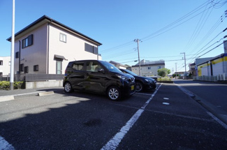 【駐車場】